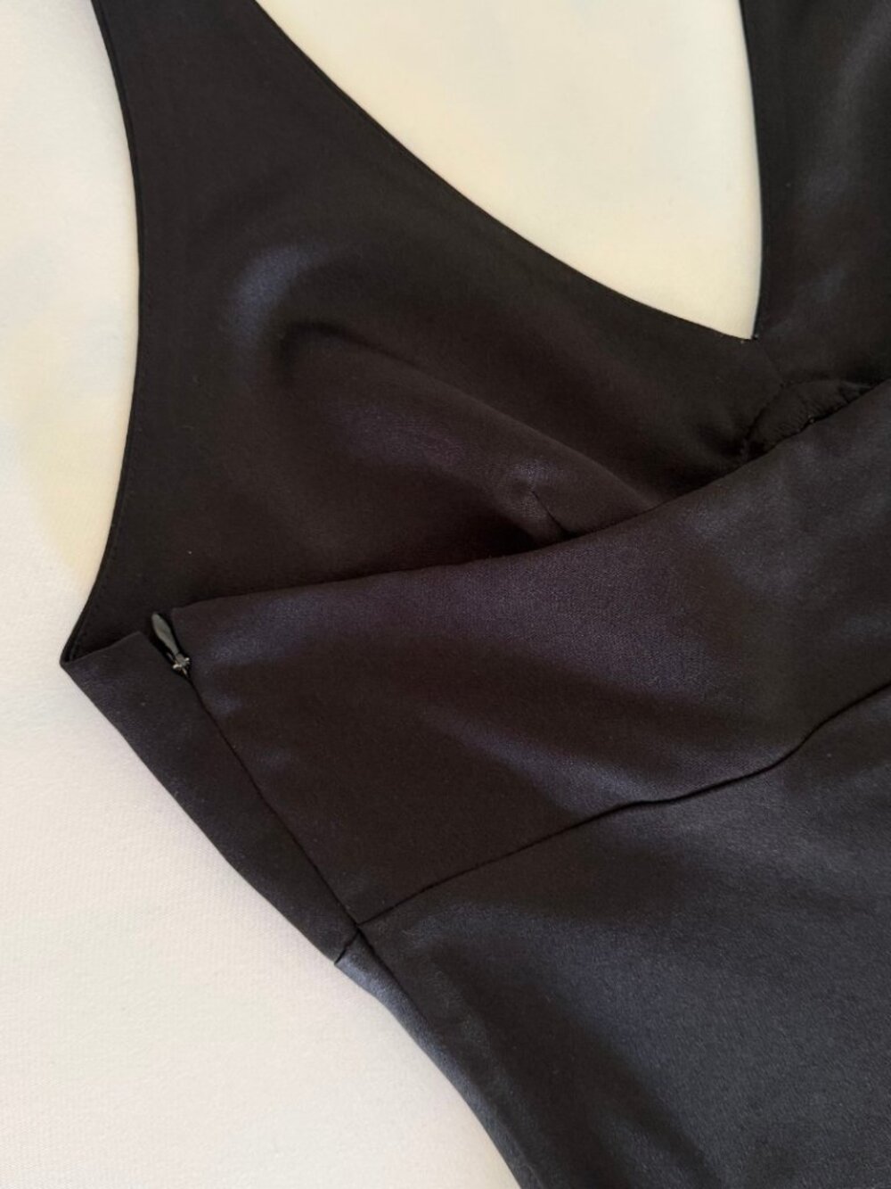 BCBGMAXAZRIA Black Satin Halter Tie Midi Cocktail Dress - Picture 6 of 8